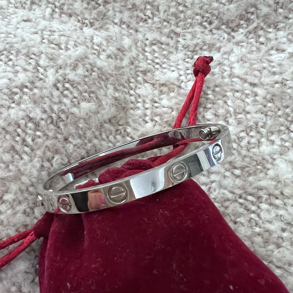Silver color bracelet